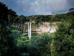 waterfall-1030737_1920