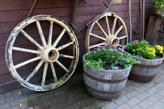 wheels-52784_1920