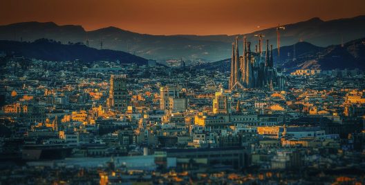 barcelona-3226639_1920