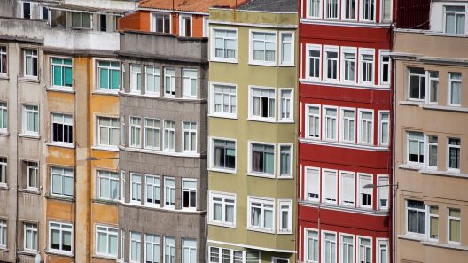 facades-2698262_1920