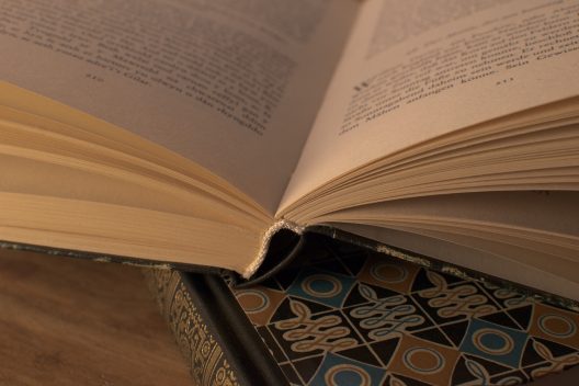 literature-3327166_1920