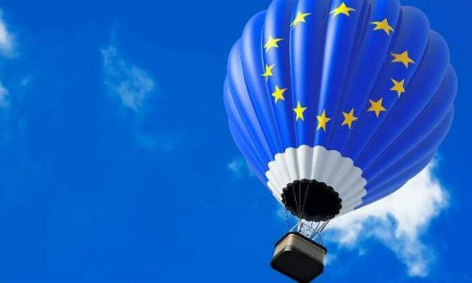 700x420_europa-globo-bandera-dreamstime