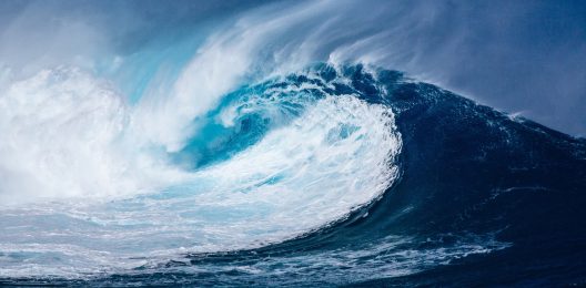wave-1913559_1920-1