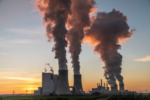 power-plant-6807566_1920-1