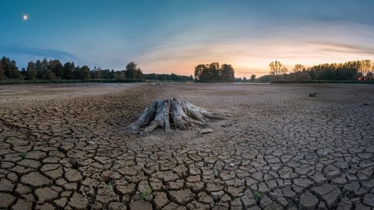dryness-g8a775af8b_640