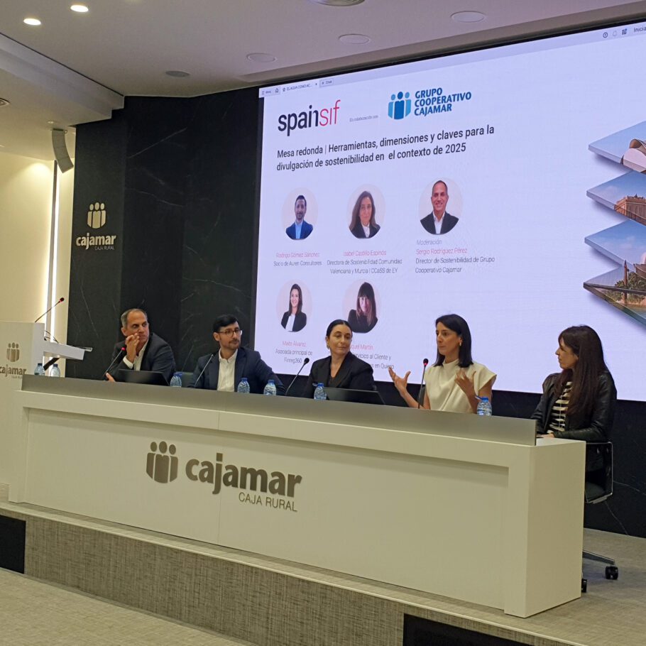 Mesa de la Sesión en Valencia de la Semana ISR 2025