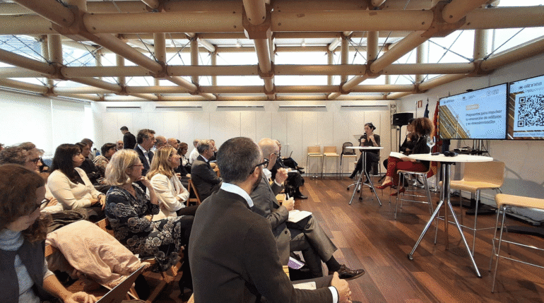 Informe «Fomentando la financiación para la rehabilitación de viviendas y su descarbonización»