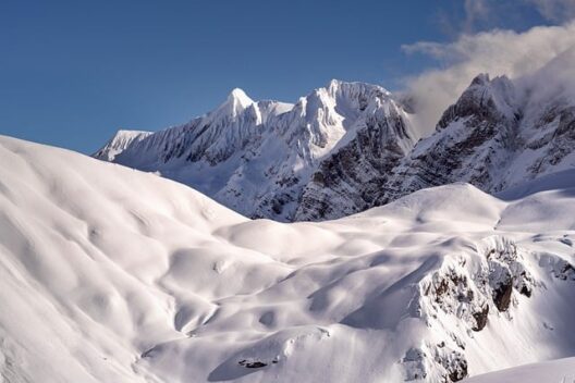 rperucho-mountain-10133582_640